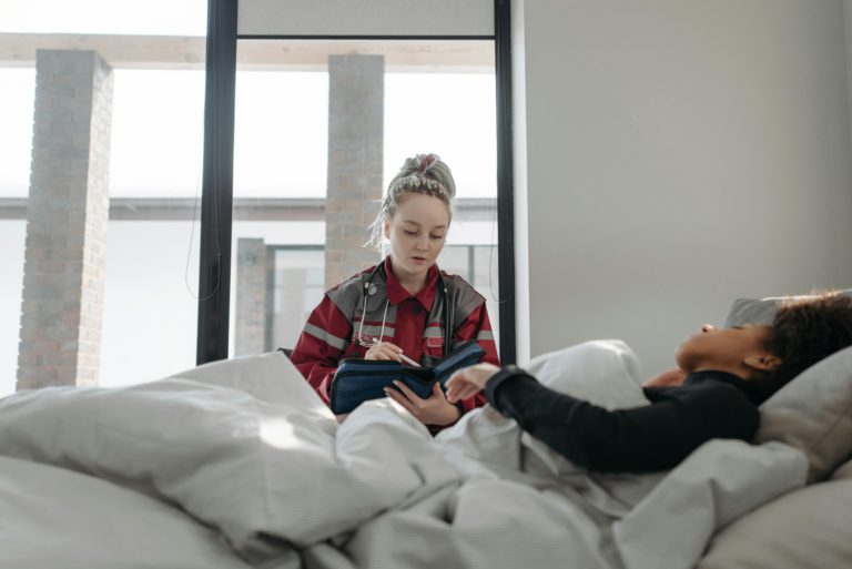 Read more about the article Bed-Bound: Overcoming Challenges of a Bed-Bound Lifestyle