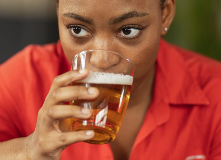 Read more about the article The Surprising Truth: Can You Really Drink Non-Alcoholic Beer During Pregnancy?